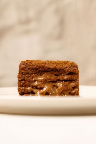 Тістечко Медовик шоколадний (100)