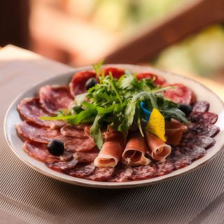 Асорті з італійських ковбасок (250г)