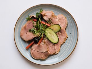 Буженина  (100г)