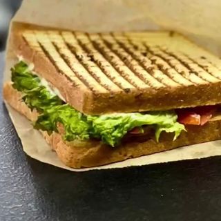 Тост зі смаженою куркою