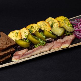 Оселедець з картоплею(290г)