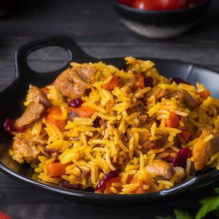 Новинка! плов з куркою 450г + салат