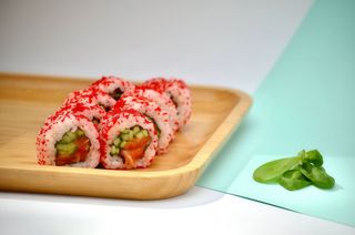 Каліфорнія з лососем (215г)