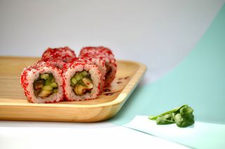 Каліфорнія з вугрем (215г)