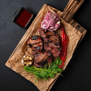 Шашлик з телятини (200г)