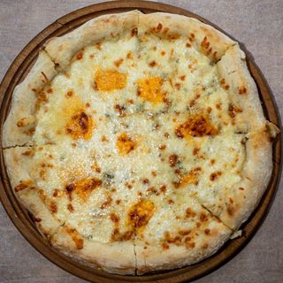 Піца 4 сири (30см/520г)