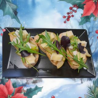 Брускети з грушею та сиром брі (170 гр)