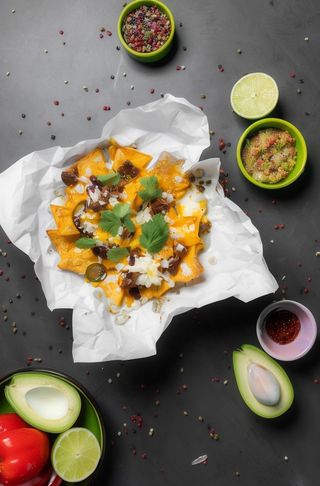 Начос та гуакамоле 200 г.