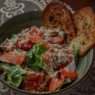 Салат "Цезар з лососем"