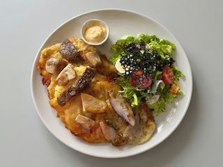 Деруни з білими грибами