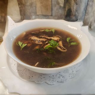 Справжня карпатська грибна юшка з домашньою локшиною