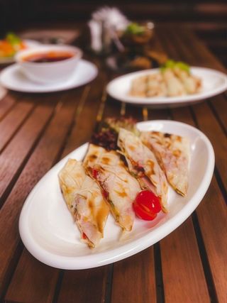 Лаваш з беконом,сиром та помідором (200г)