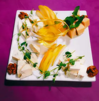 Сирне ассорті (300г)