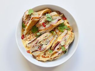 Клаб сендвіч у Сирному соусі (400г)