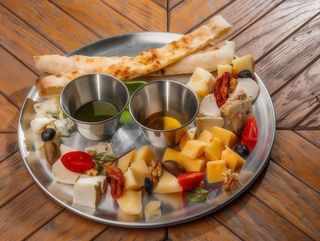 Антіпасті сирне (290г)