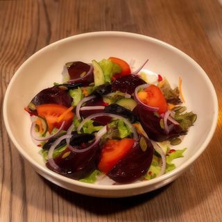 З буряка, чорносливом, міксу салатів (240г)