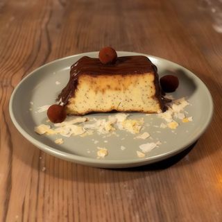 Львівський сирник з маком та ніжним кремовим мусом (185г)