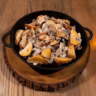 Картопля запечена з сиром (250г)