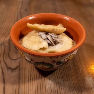 Вареники з грибами та соусом з лісових грибів (435г)