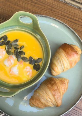 Суп гарбузовий з креветкою (350г)