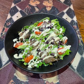Телячий ростбіф з соусом з тунця (135г)