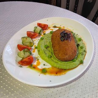 Куряча котлета з пюре молодого горошку (350г)