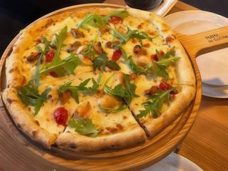 Піца з морепродуктами (400г) 