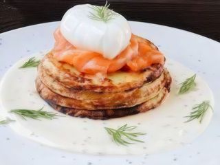 Цукіні оладки з лососем та яйцем (250г)