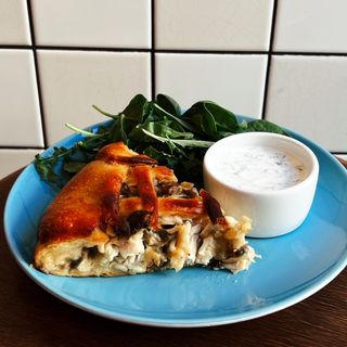 Пиріг з куркою та грибами (240гр)