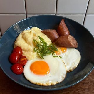 Сніданок з картопляним пюре (270гр)