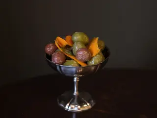 Сет маринованих оливок