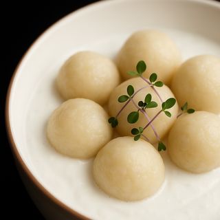 Цепеліни з сиром, кропом та сметаною