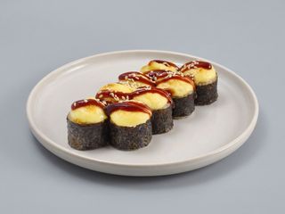 Запечений хосомакі з креветкою (140г)