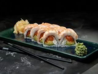 Тигровий дракон з лососем (290/10/15/70г)