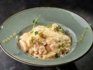 Ніжні картопляні ньоккі з підсмаженим беконом та пармезаном (350г)