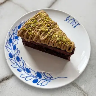 Матильда з фісташкою