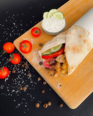 Гірос з куркою / Сhicken Gyro (430г)