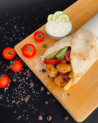 Гірос з креветкою / Gyro with Shrimps (400г)