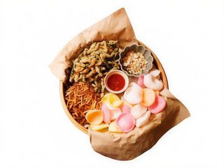 Тарілка хрустких закусок для справжнього китайця (400g)