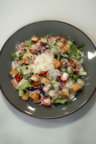 Салат з рибою (250г)