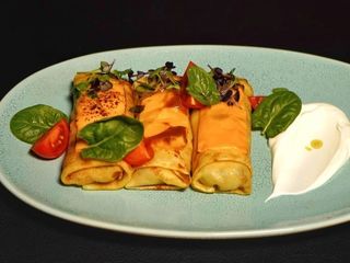 Млинці з куркою та грибами