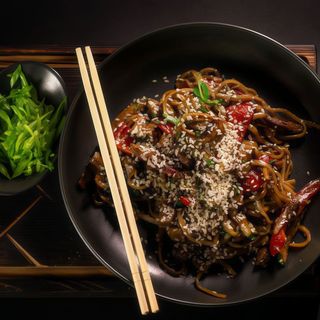 Лапша Wok з телятиною