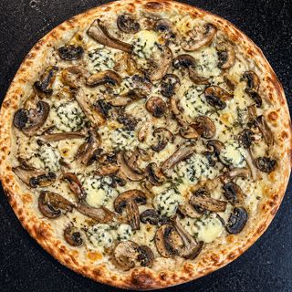 Чікен Дор Блю (35 см, 700 г)