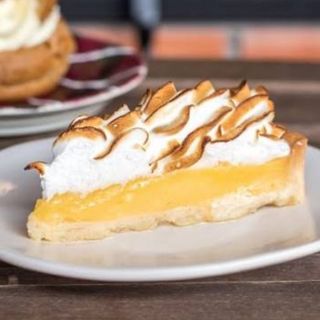 Тарт лимонний з меренгою