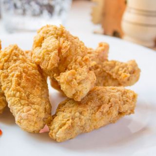 Крильця Crispy - 6 шт (300 г) + соус сирний