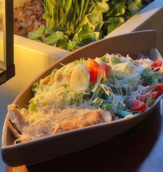 Салат Цезар (200г)