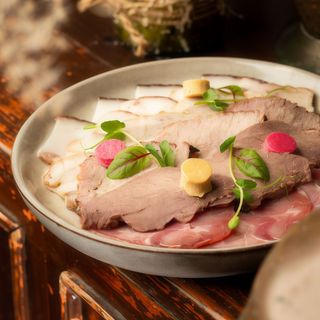 М'ясний сет. Українські м'ясні делікатеси (250г)