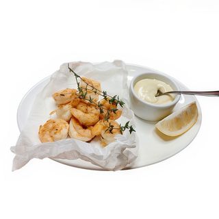 Креветки на грилі