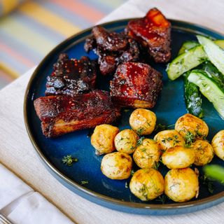 Соковиті свинячі реберця (450г)