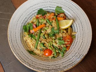 Паста орзо з овочами